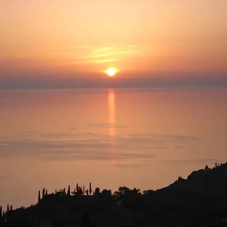 Horizon *
